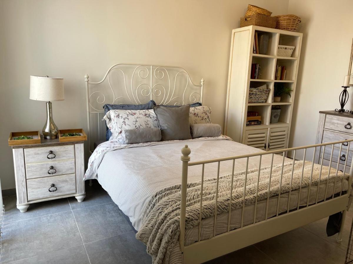Ta Phyllis - Apartments & Villas With Sunset & Sea Views Għajnsielem Esterno foto