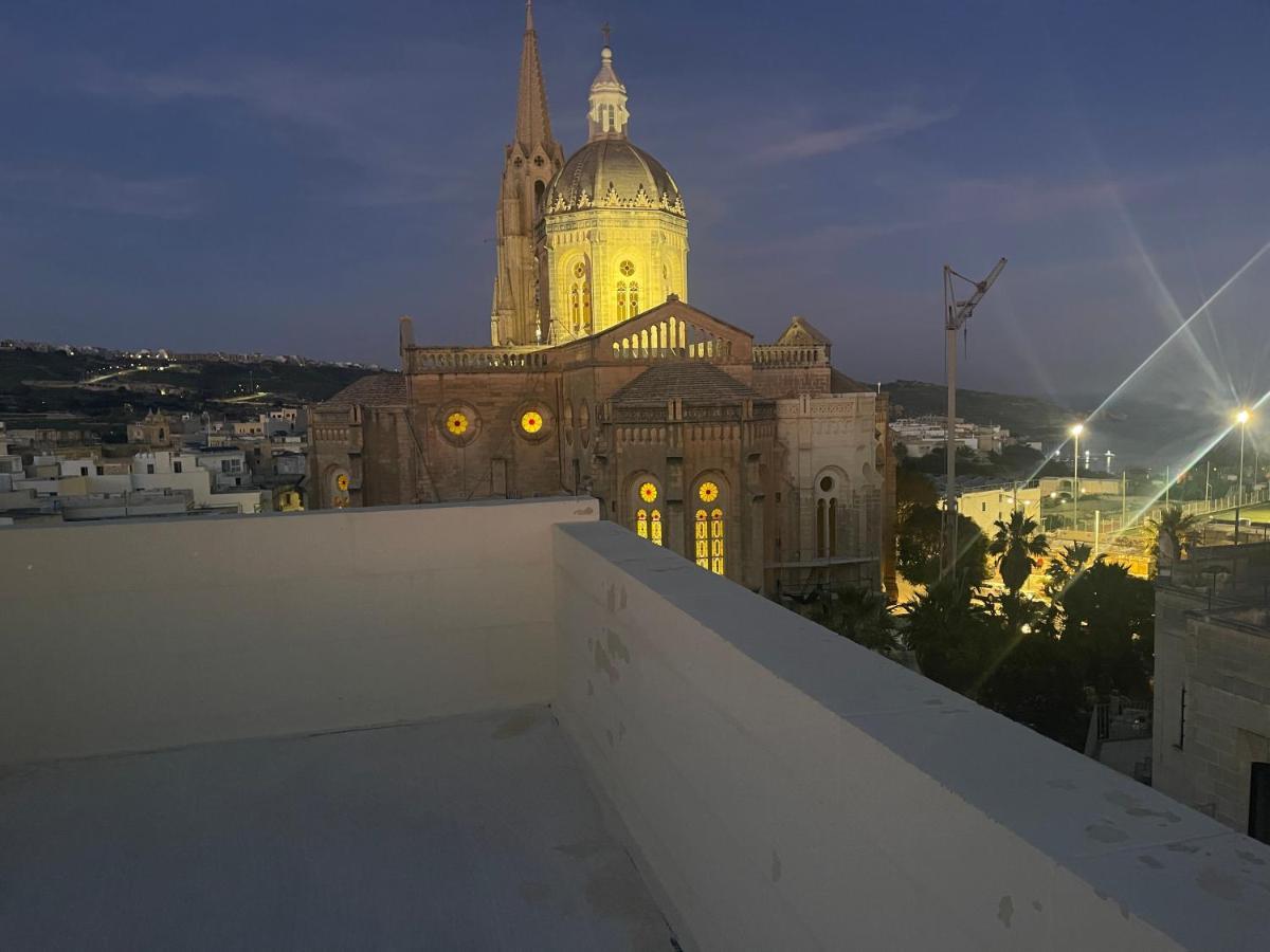 Ta Phyllis - Apartments & Villas With Sunset & Sea Views Għajnsielem Esterno foto